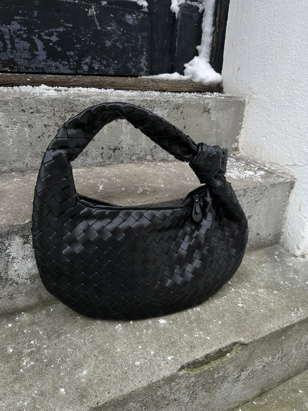 Secondhand Teah Bag - Black