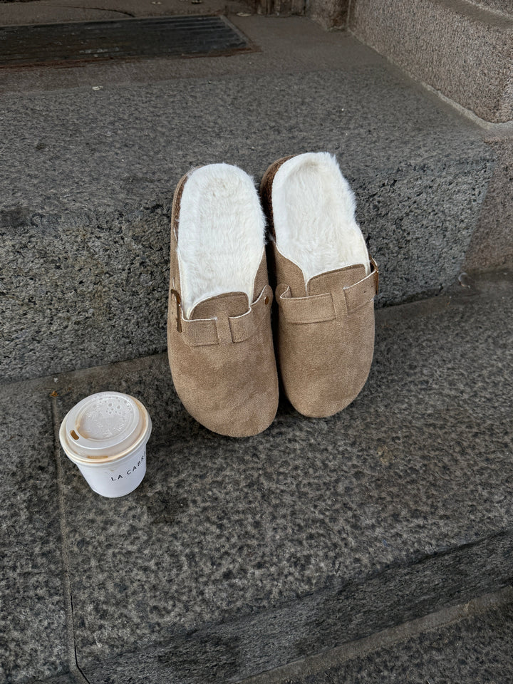 Augusta Faux Fur Slippers - Taupe