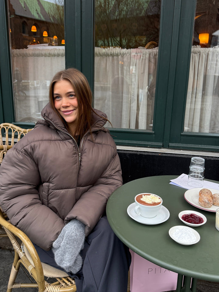 Lola Gloves - Dark Grey