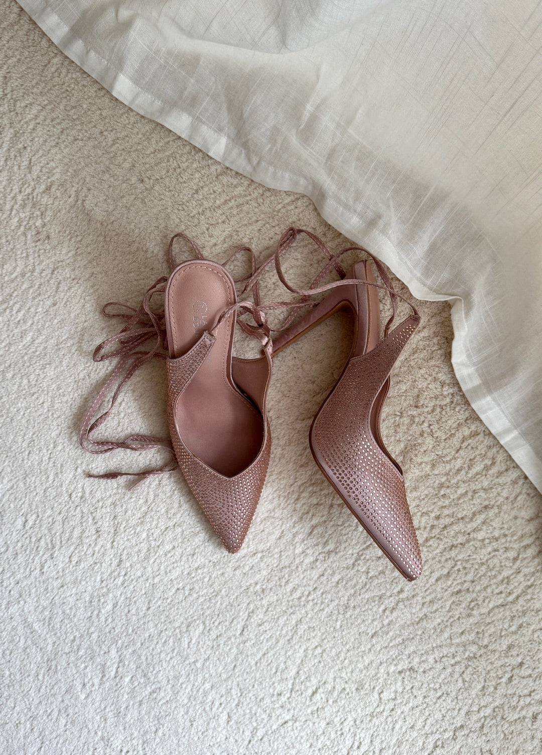 Lora Rhinestones Pumps - Light Pink