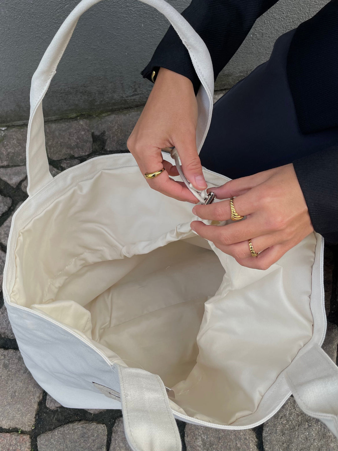 Vilma Tote Bag Medium - Off White Teddy