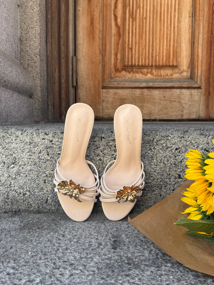 Petra Flower Mule - Beige