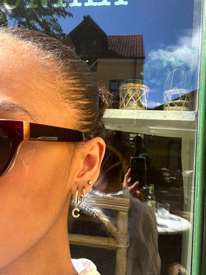 Letter Earring - Gold