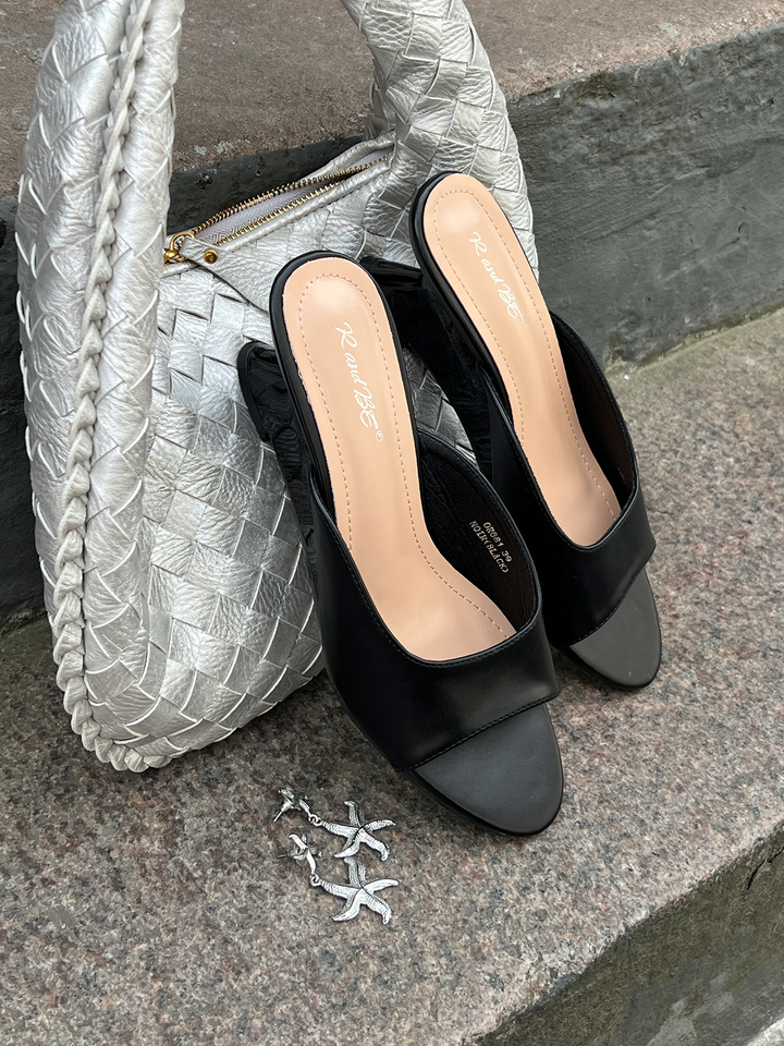 Elsa Slingback Kitten Heel - Black