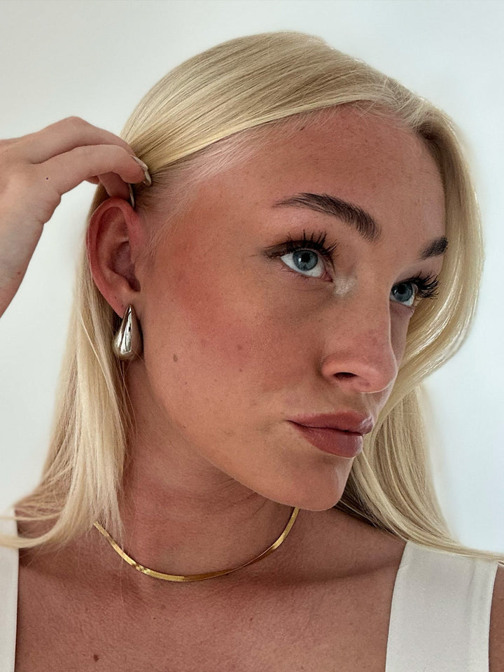 Sascha Large Drop Earrings - Silver