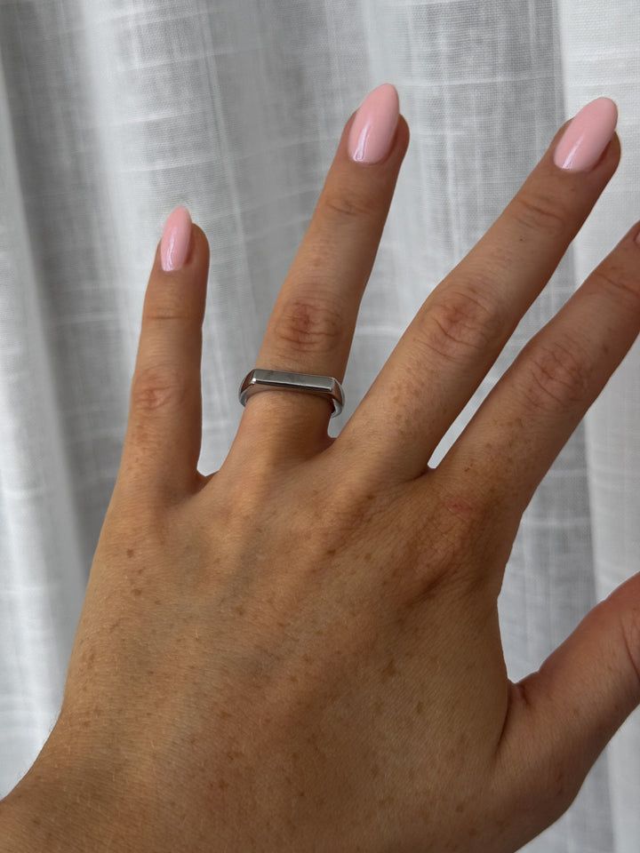 Filine Square Adjustable Ring - Silver