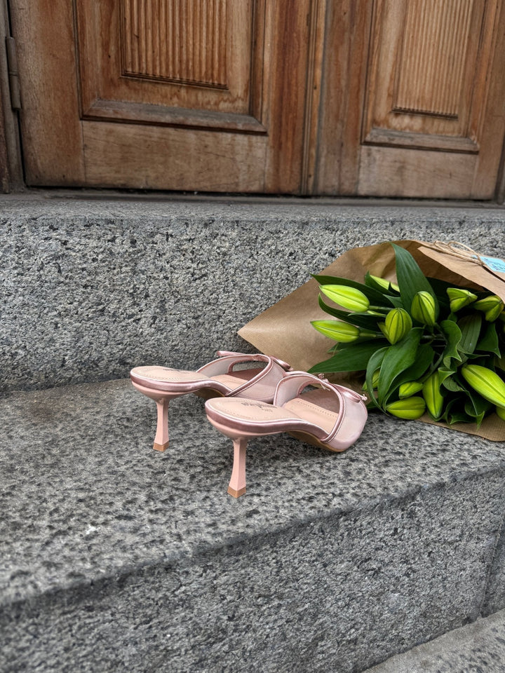 Nelliw Bow Tie Mules - Beige